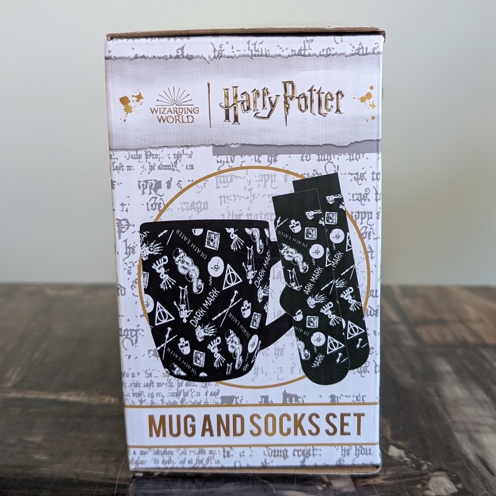 Warner Bros. Harry Potter THE DARK MARK Matching Voldemort Mug and Socks Set 💀 - Picture 7 of 7